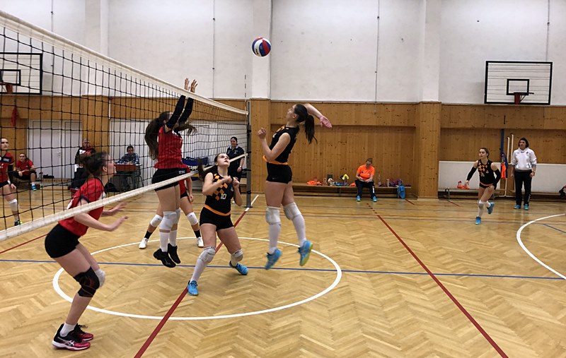 Idegenbeli siker három szettben