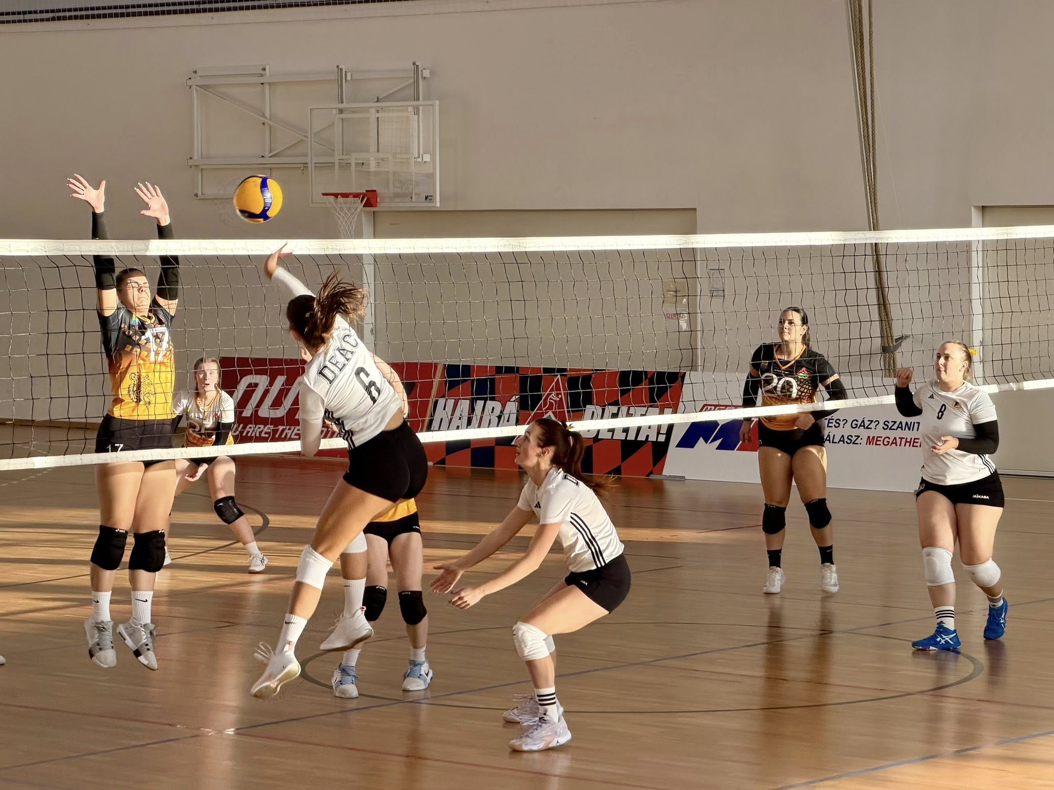 Hiába a kiélezett végjáték, nem sikerült a győztes hazai bemutatkozás